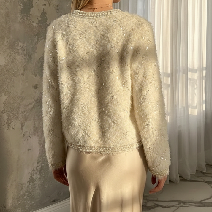 Fur & Feathers Embellished Jacket met Bouclé-Bontlook & Veren