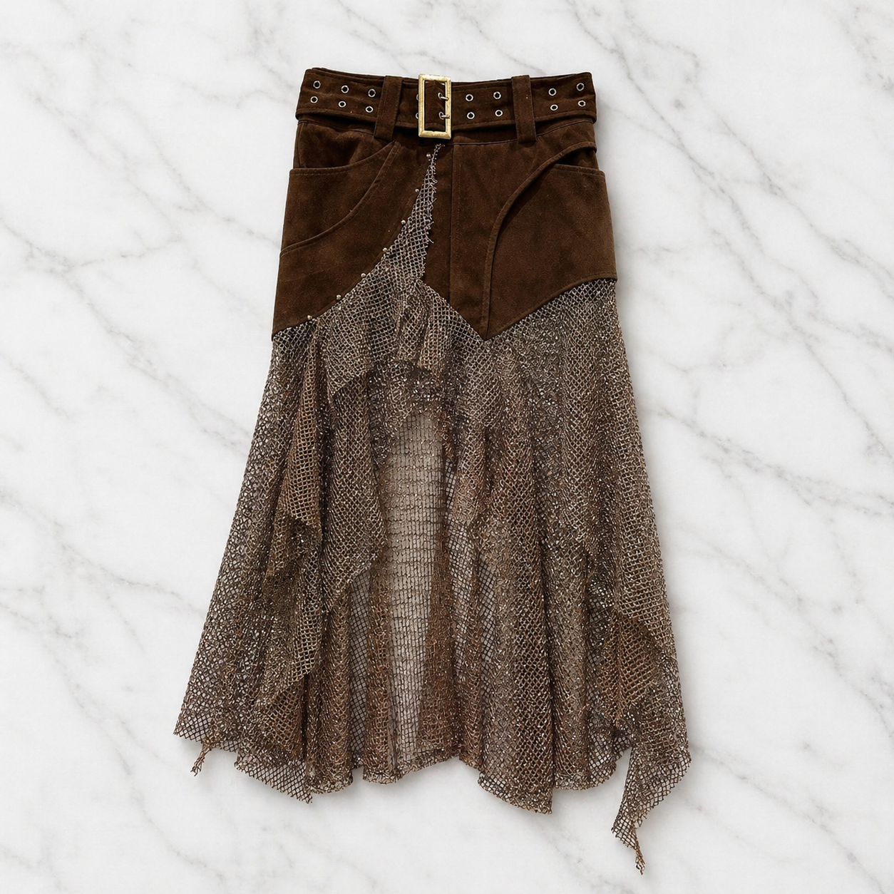 Rok Suède Look met Goudkleurige Details & Netstof Coastal Meets Western
