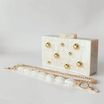 Clutch met Goudkleurige Stud Details