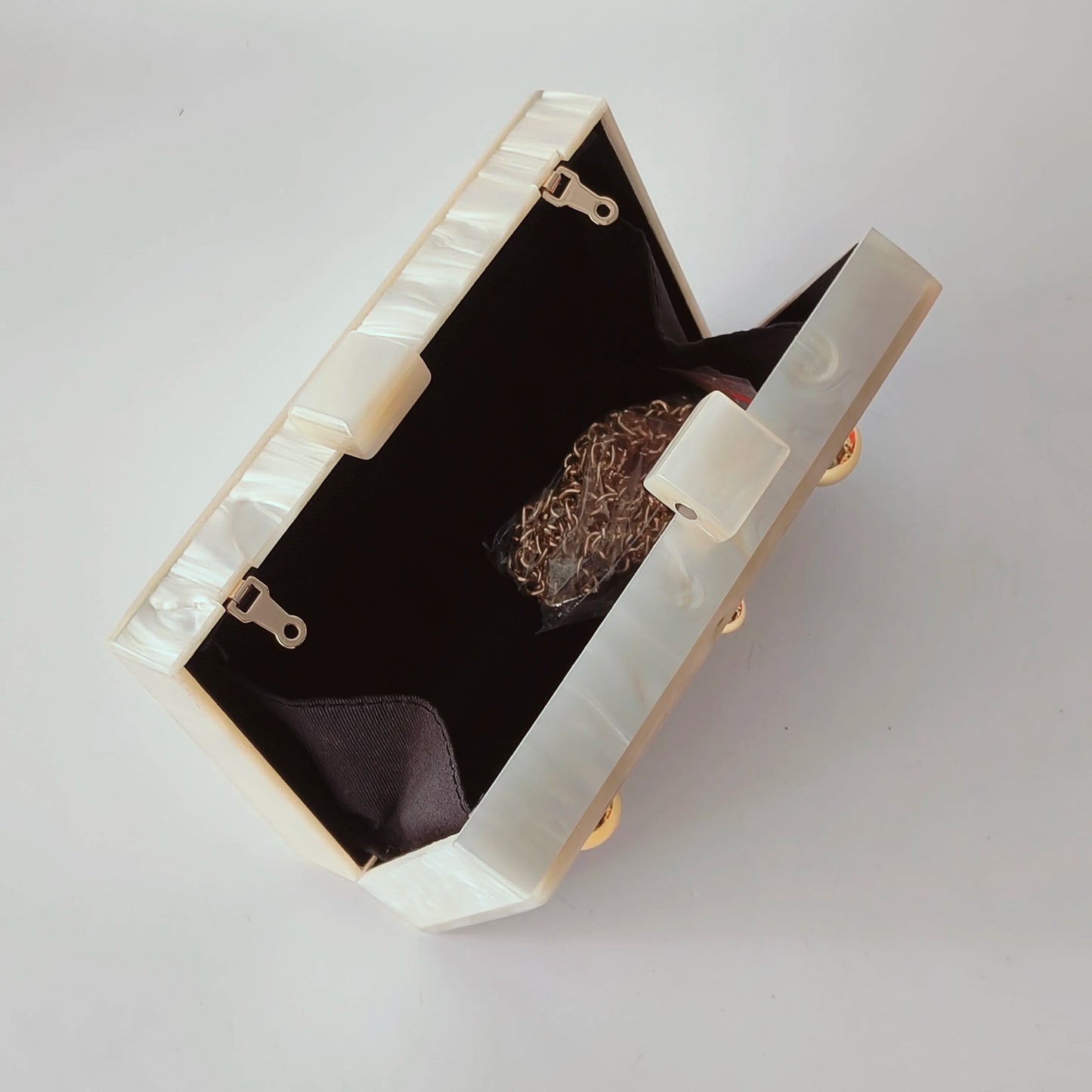 Clutch met Goudkleurige Stud Details