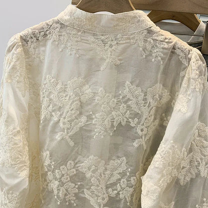 Amélie Blouse met Borduurwerk en Opengewerkte Randen