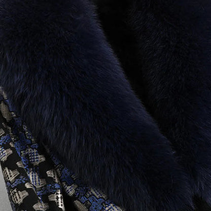 Luxe Lange Winterjas Dames met Zwarte Bontkraag en Stud Details
