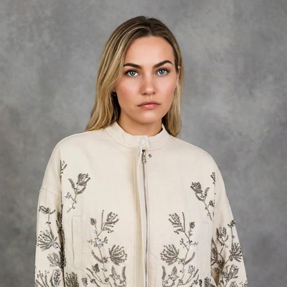 Denimjacket — Luxe Bomber Jacket met Geborduurde Bloemen en Pailletten