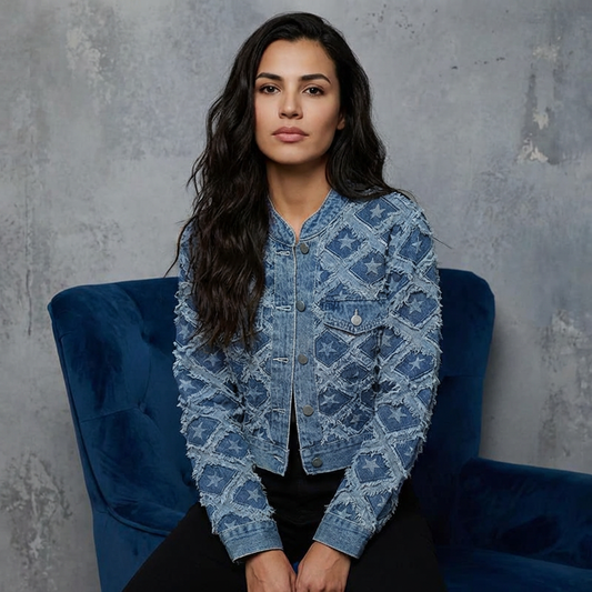 Denimjacket — Spijkerjack met Sterrenpatchwork en Ruffle Details