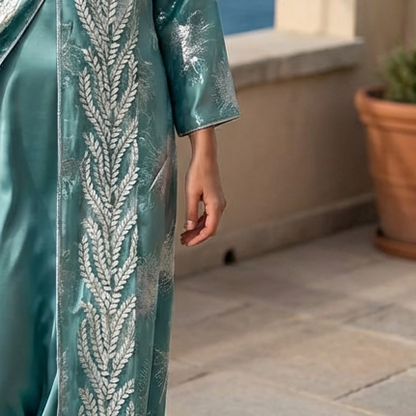 Côte Kaftan Luchtige Strandjurk met 3D Applicatie en Glansdetails