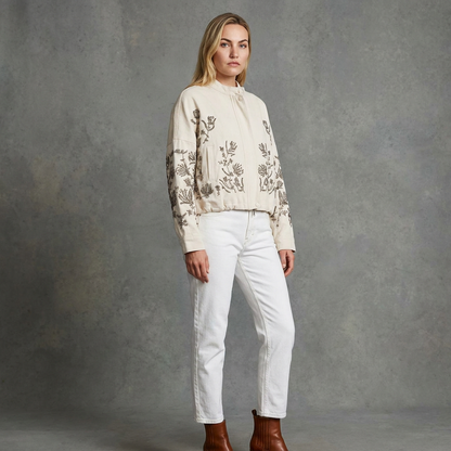 Denimjacket — Luxe Bomber Jacket met Geborduurde Bloemen en Pailletten