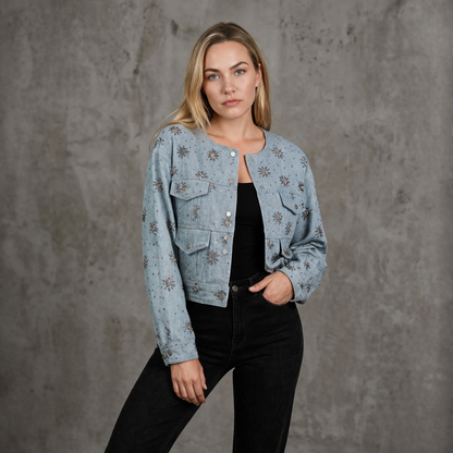 Denimjacket — Spijkerjas met Subtiele Kralendetails en Drukknopen