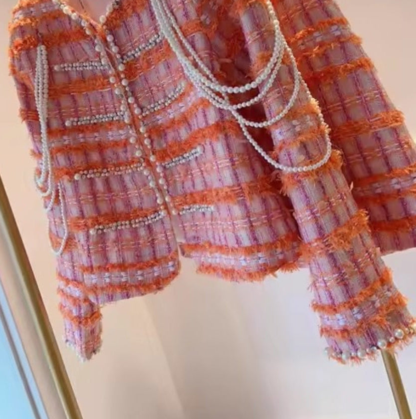 Tweedstijl Oranje/Roze met Embellishment Curated Boutique Piece