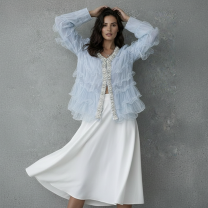 Lichtblauwe Ruffle Blouse met Parel- en Bloemapplicatie
