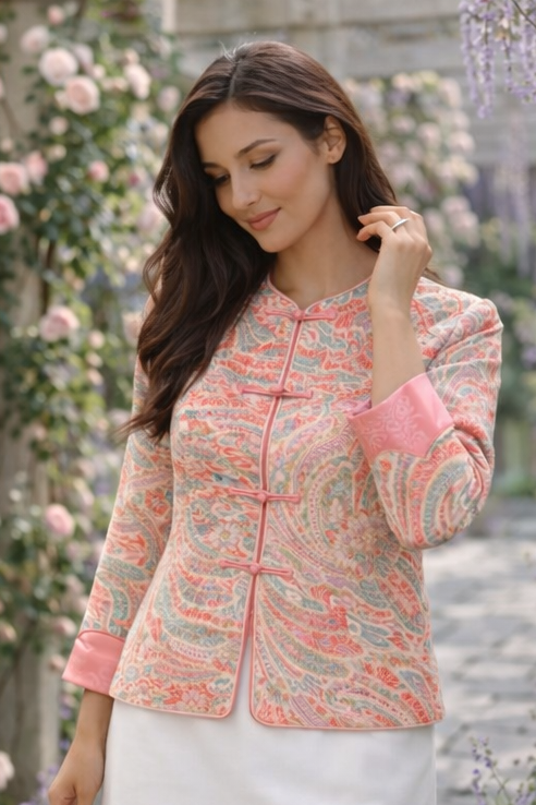 Elegante Jas van Satijn met Paisley-Pauw Dessin en Jacquardmanchet