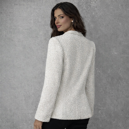 Elegant Bouclé Look Jasje in Off-White met Rijke Pareldetails