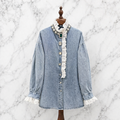 Denim Blouse met Kant Ruffles & Sierknopen